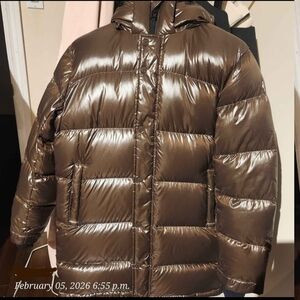 Aritzia Superpuff Gloss Rich Mocha Brown NWT Size Small